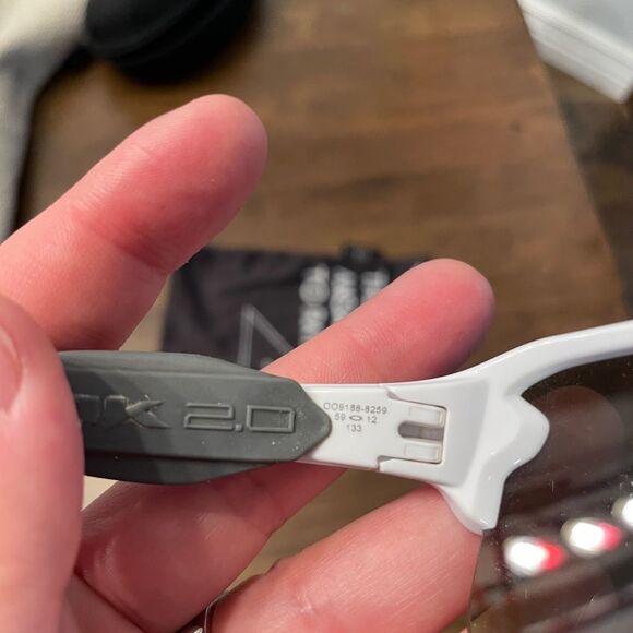 Oakley Flak 2.0 Polished White Frame with 3 Lense Sets - Picture 9 of 9